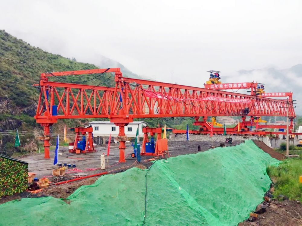 湖南湘西架橋機(jī)廠家、架橋機(jī)生產(chǎn)制造、租賃回收、安裝維修