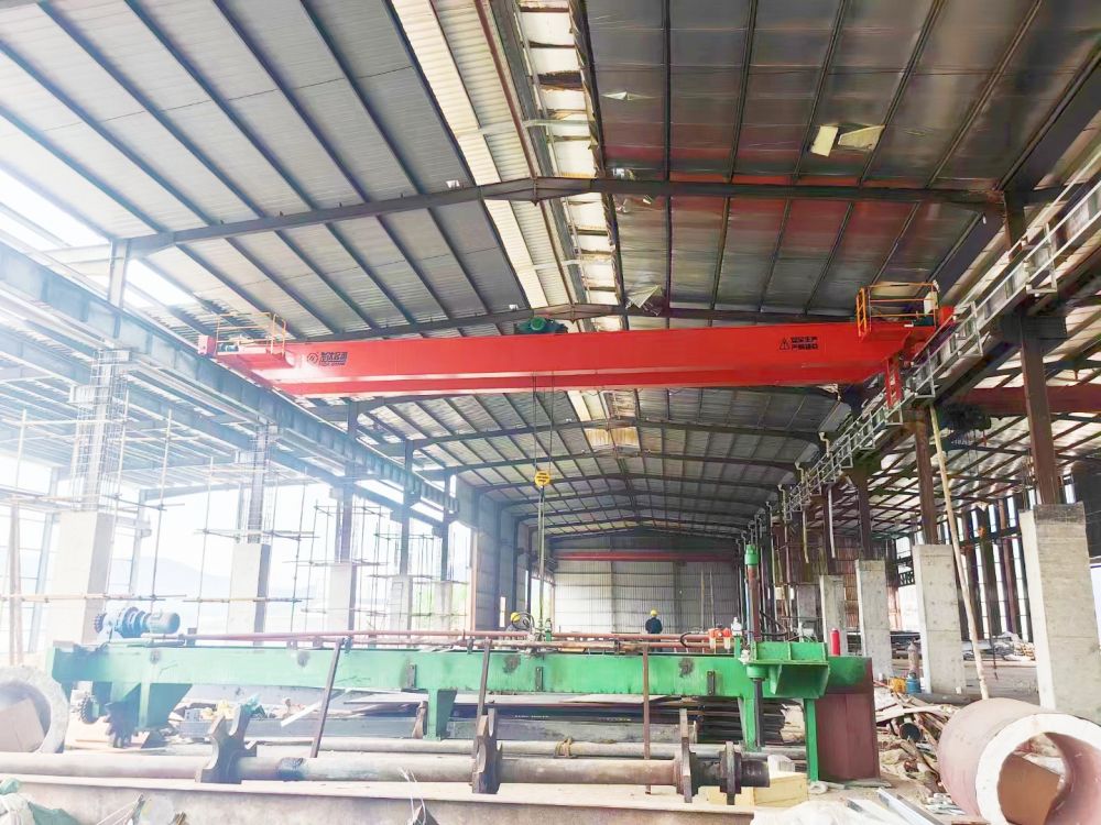 LH型電動葫蘆雙梁橋式起重機(jī)、天車、吊機(jī)、橋吊、發(fā)達(dá)起重機(jī)