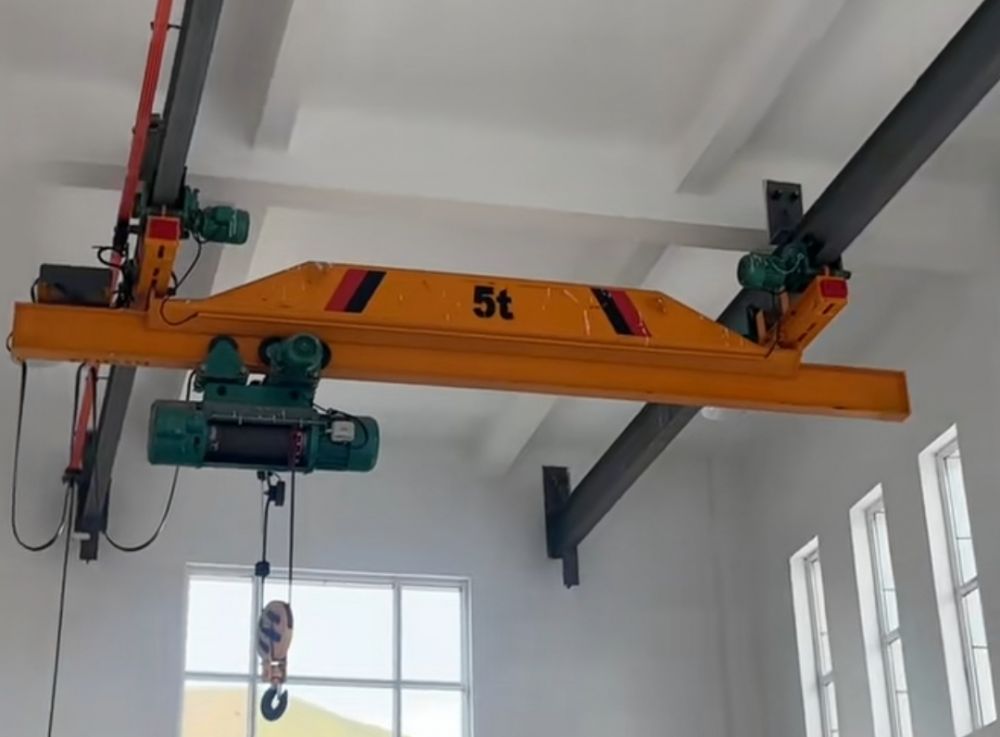 西安行車廠家報(bào)價(jià)、LX型電動(dòng)單梁懸掛起重機(jī)