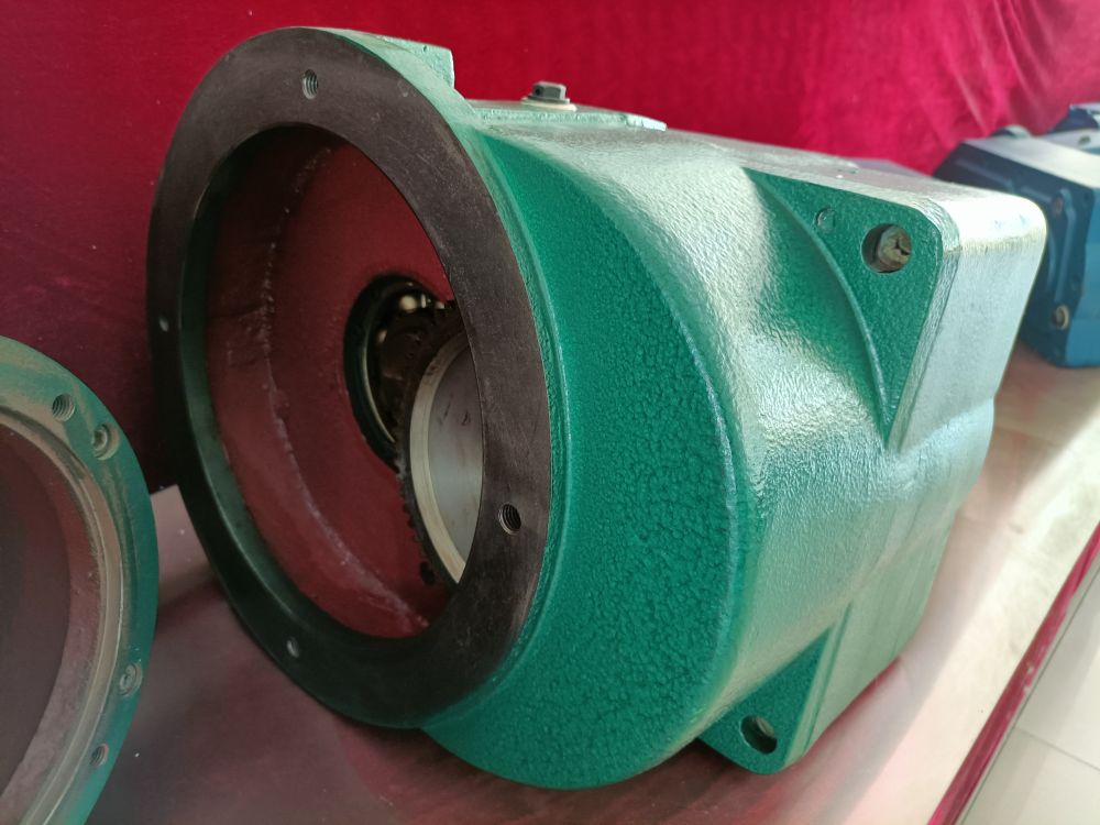 新鄉(xiāng)變速箱、減速器、減速機(jī)、LDA型變速箱廠家批發(fā)