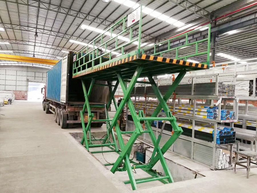 西安升降機、剪叉式液壓載貨升降機、液壓升降平臺工程