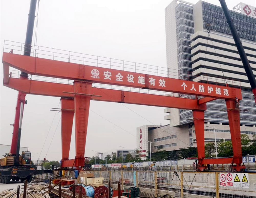 廣東地鐵出渣機、U型出渣機、出渣門式起重機租賃出租、安裝搬遷