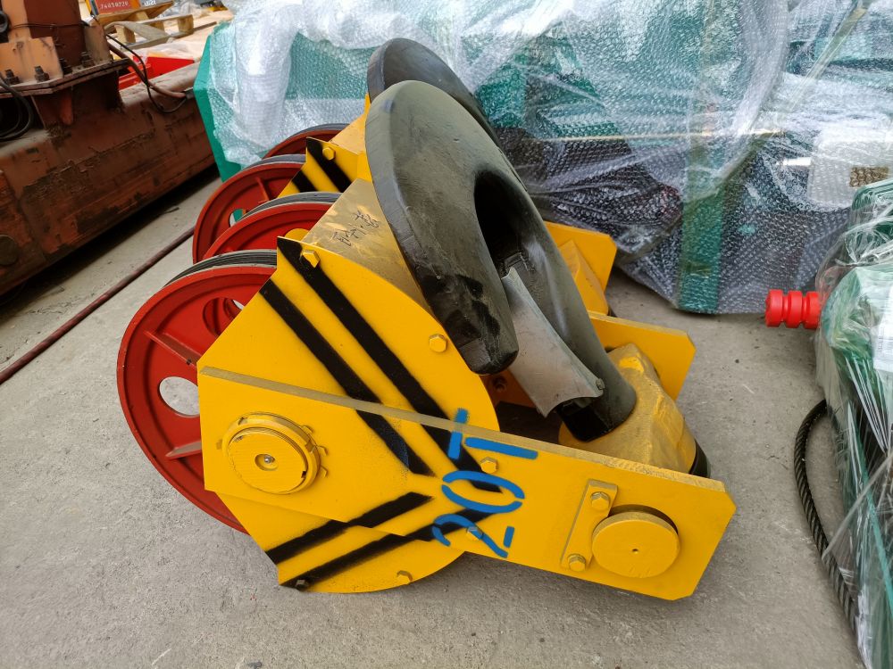 起重吊鉤組、雙梁起重機(jī)吊鉤、吊鉤滑輪組廠家報(bào)價(jià)