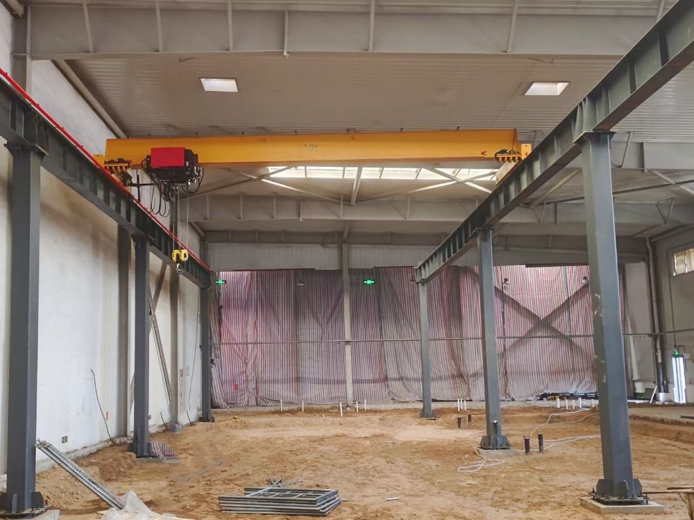 歐式起重機(jī)、歐標(biāo)起重機(jī)、新中式起重機(jī)、天車(chē)、吊機(jī)生產(chǎn)廠家