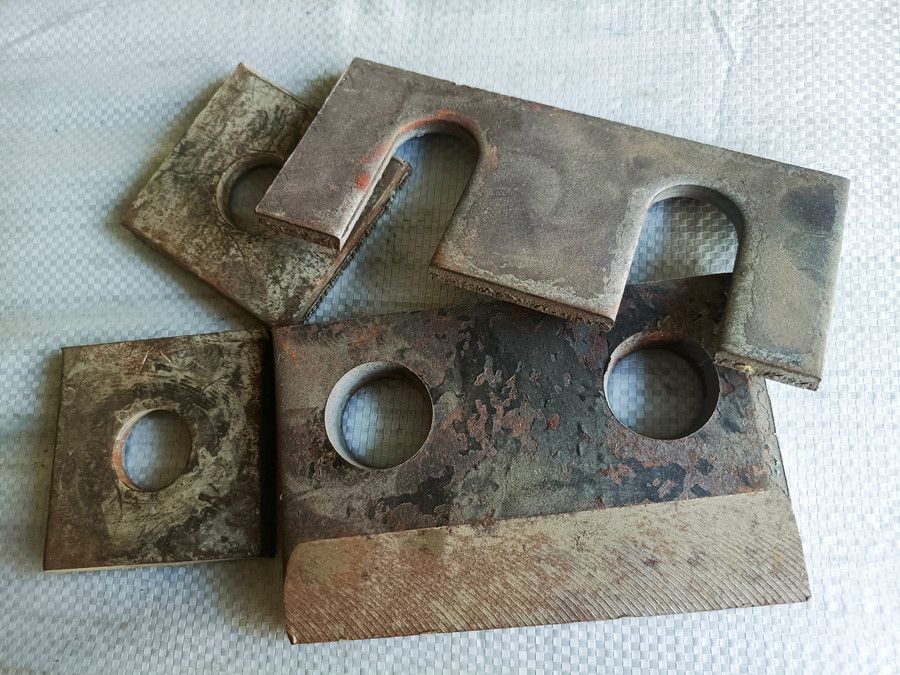 起重機(jī)軌道壓板、軌道夾板、軌道魚尾板批發(fā)