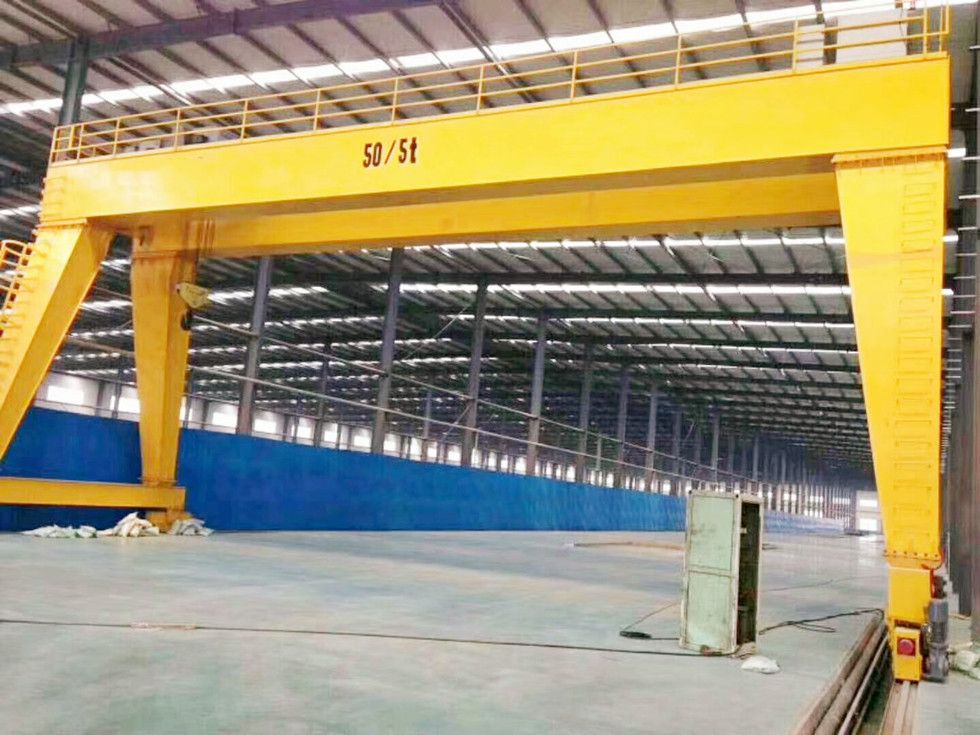 山東龍門吊、煙臺門式起重機、MG型電動雙梁門式起重機廠家銷售