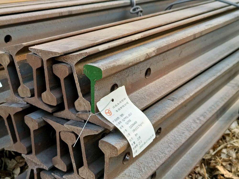 起重機(jī)路軌、行車軌道、鋼軌批發(fā)，鋼軌安裝調(diào)整校正