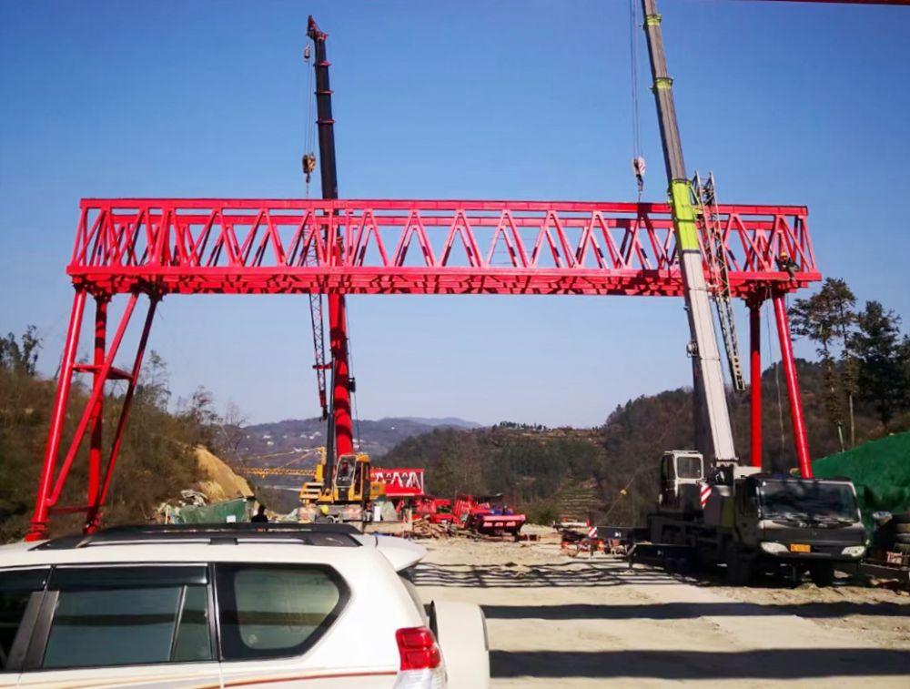 出渣機門式起重機、提梁機、架橋龍門吊廠家銷售、安裝維修