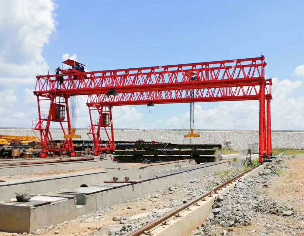 鄭州起重機(jī)、龍門吊、MG型桁架門式起重機(jī)廠家銷售