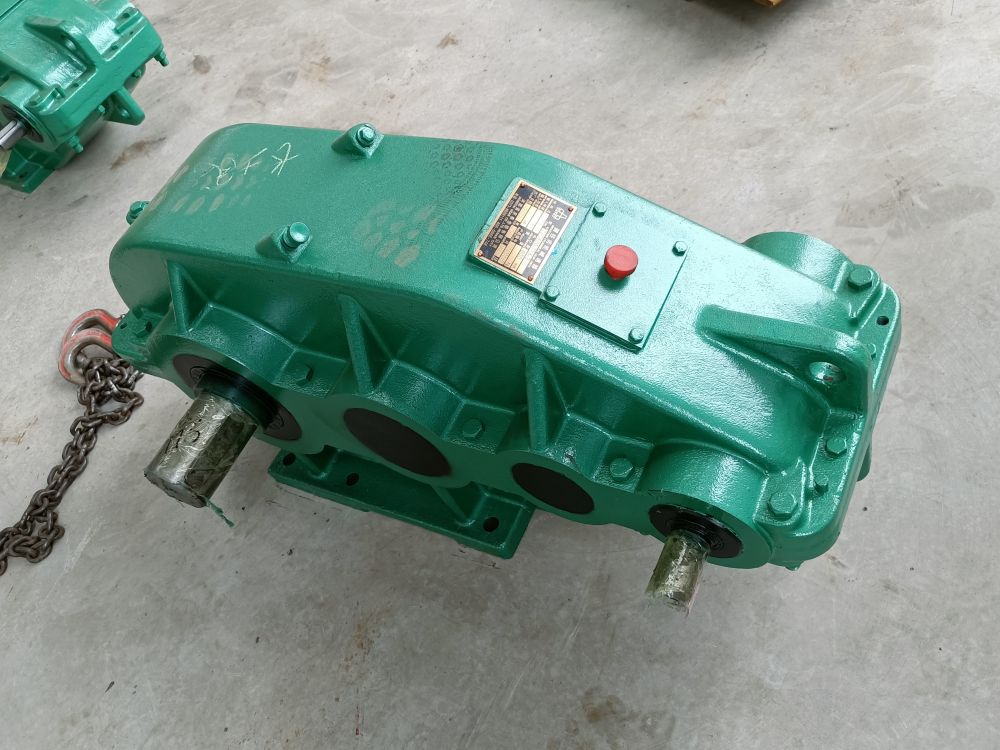 新余減速機(jī)、ZSC圓柱齒輪減速機(jī)廠家銷售、安裝維修