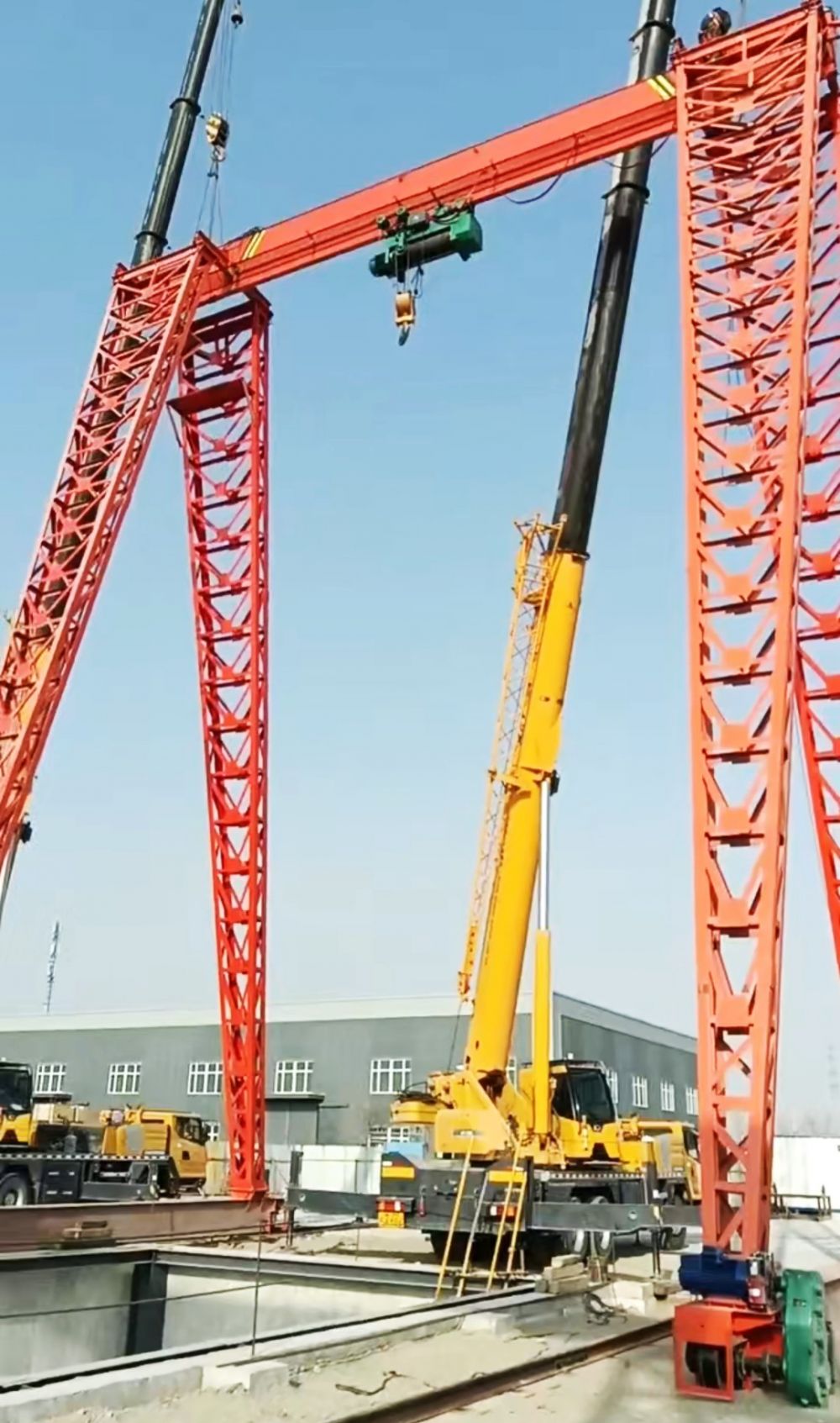 門式起重機、龍門吊廠家、型號、參數、龍門吊設計制造、安裝維修