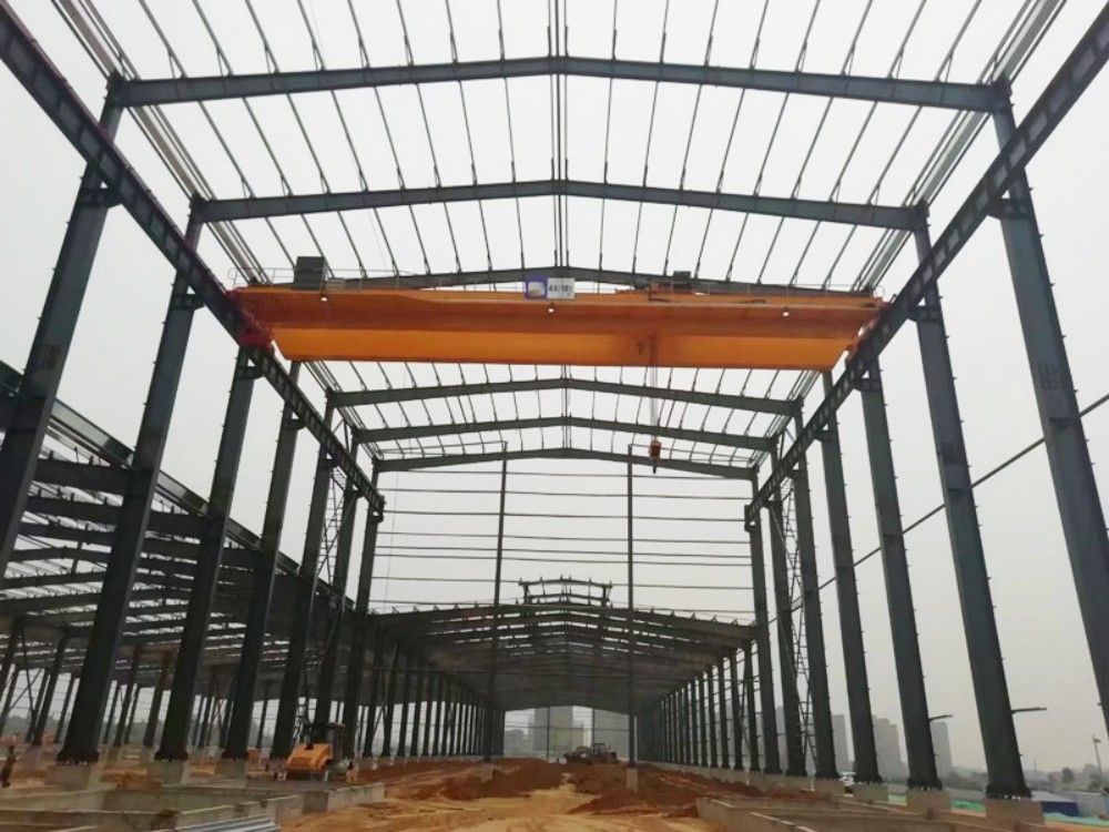 QD型吊鉤雙梁橋式起重機(jī)、雙梁天車、吊機(jī)、航吊制造安裝維修維保