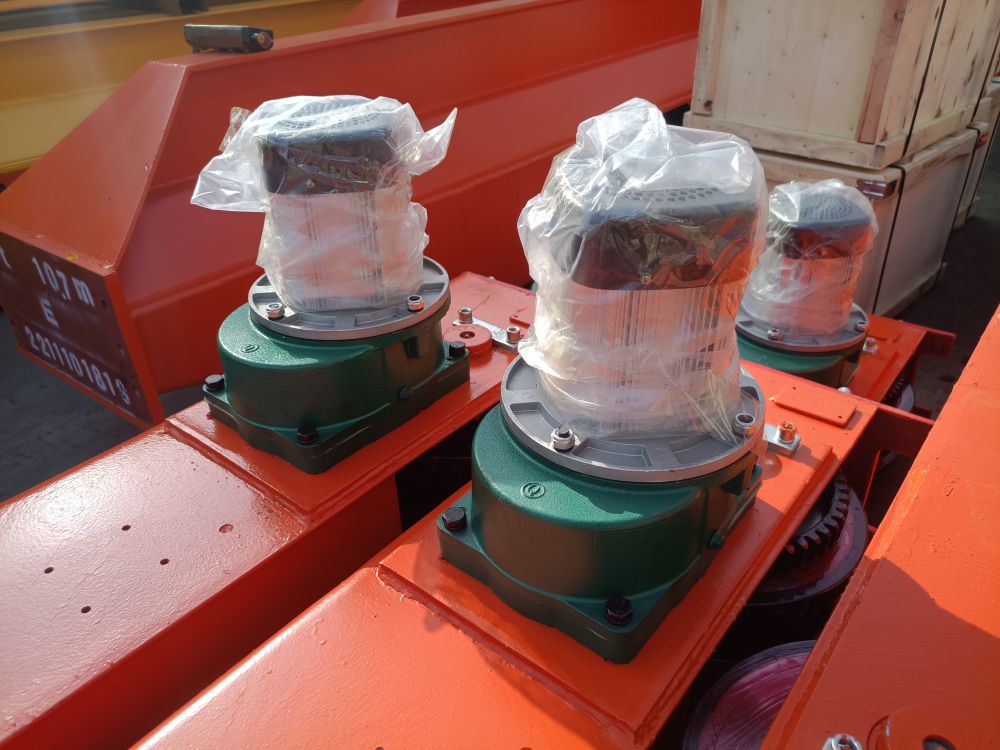 起重機(jī)端梁、起重機(jī)大車運(yùn)行機(jī)構(gòu)、起重車輪組生產(chǎn)廠家、型號、價(jià)格