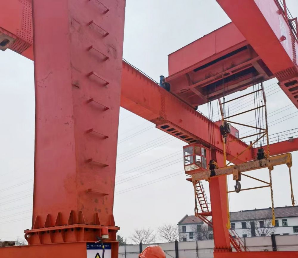 龍門吊改造維修.jpg