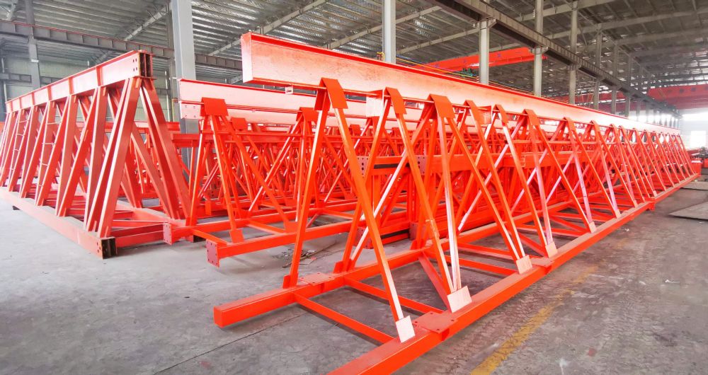 江西龍門吊、萍鄉(xiāng)提梁機(jī)、路橋門式起重機(jī)廠家銷售安裝維修