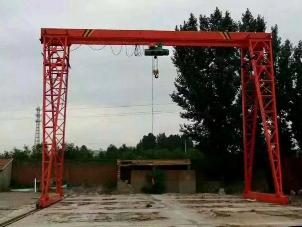 浙江寧波龍門吊、MH型電動(dòng)單梁門式起重機(jī)