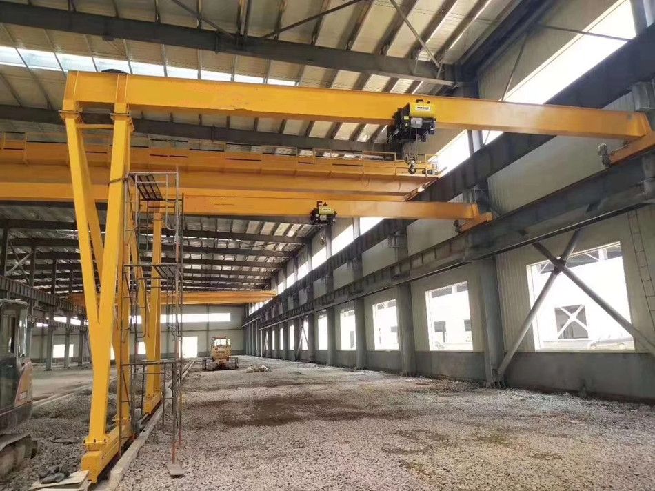 朔州龍門吊、歐式半腿單梁門式起重機(jī)廠家銷售、安裝維修