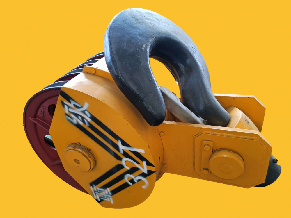 行車大鉤廠家、型號、材質、價格、起重機吊鉤吊具制造安裝維修