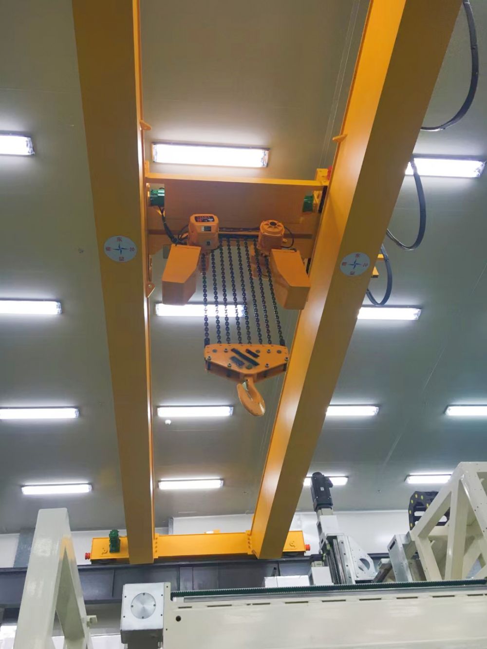 雙梁行吊、吊機(jī)、天車、行車、電動(dòng)雙梁橋式起重機(jī)廠家銷售、安裝維修