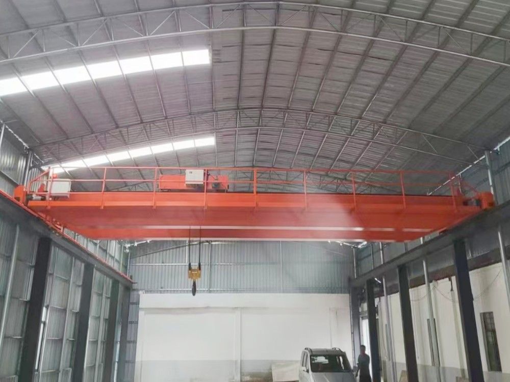 QD型吊鉤/LH型電動葫蘆雙梁橋式起重機廠家制造、安裝調(diào)試