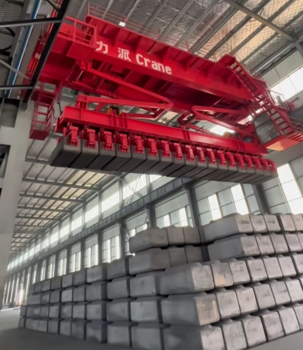 力派起重機、堆垛電車、堆垛起重機、鋁電解多功能機組