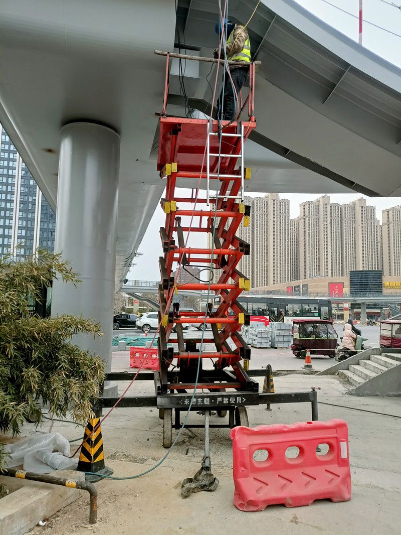 徐州液壓維修平臺、剪叉式液壓升降平臺廠家銷售